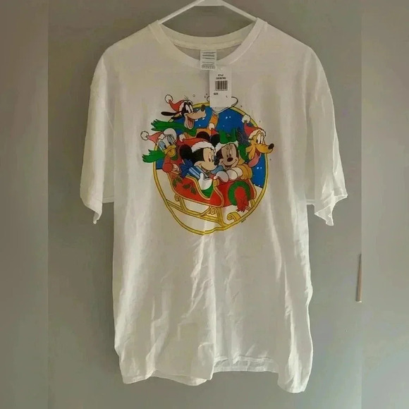 Disney Mickey Christmas Unisex White Basic Cotton Short Sleeve T-Shirt Size Lg - Picture 1 of 7